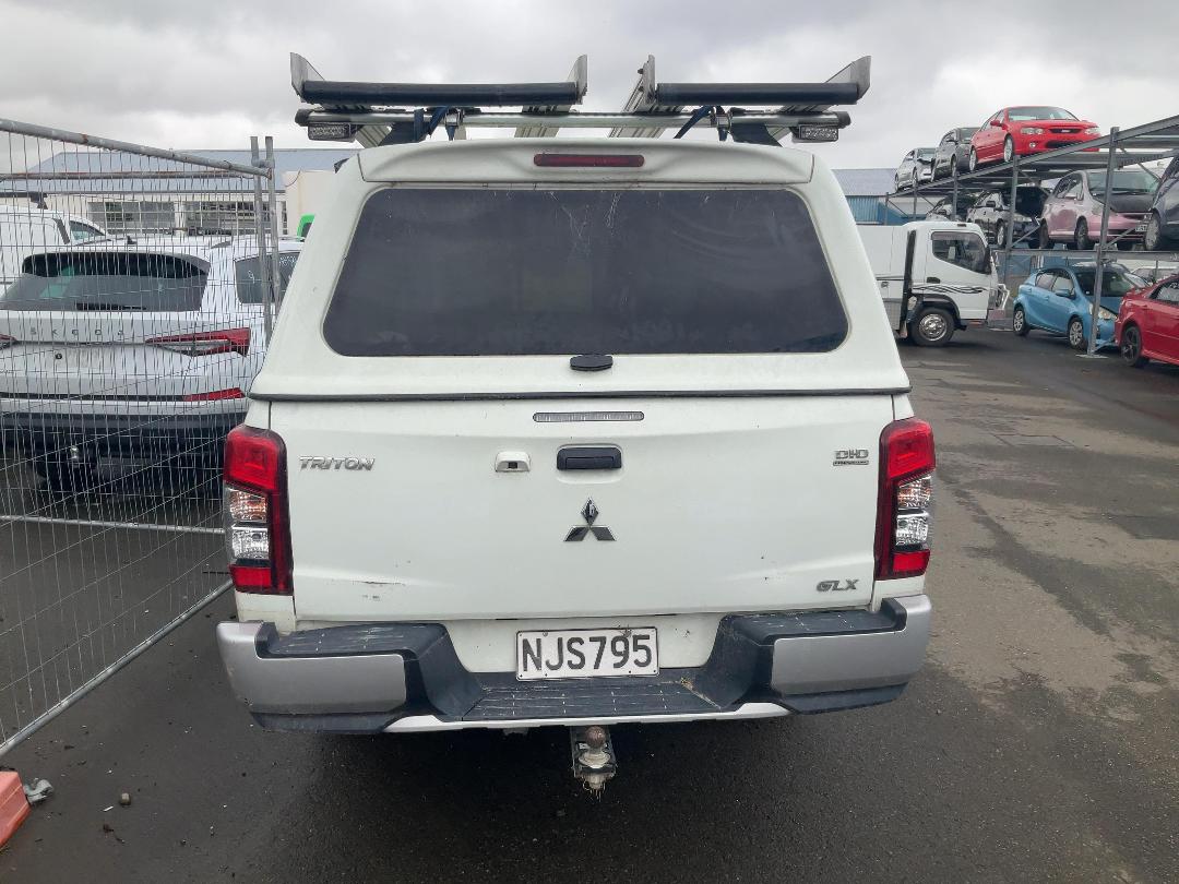 Photo '5' of Mitsubishi Triton CC GLX 4WD 6AT