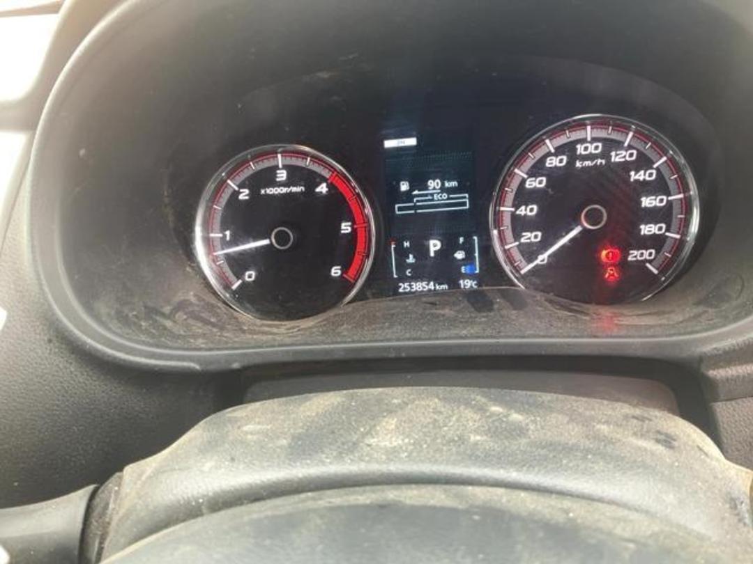 Photo '16' of Mitsubishi Triton CC GLX 4WD 6AT