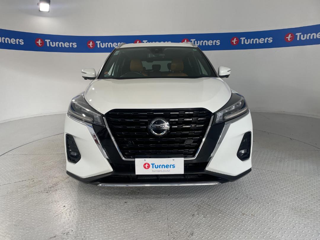 Photo '2' of Nissan Kicks Photo '2' of Nissan Kicks