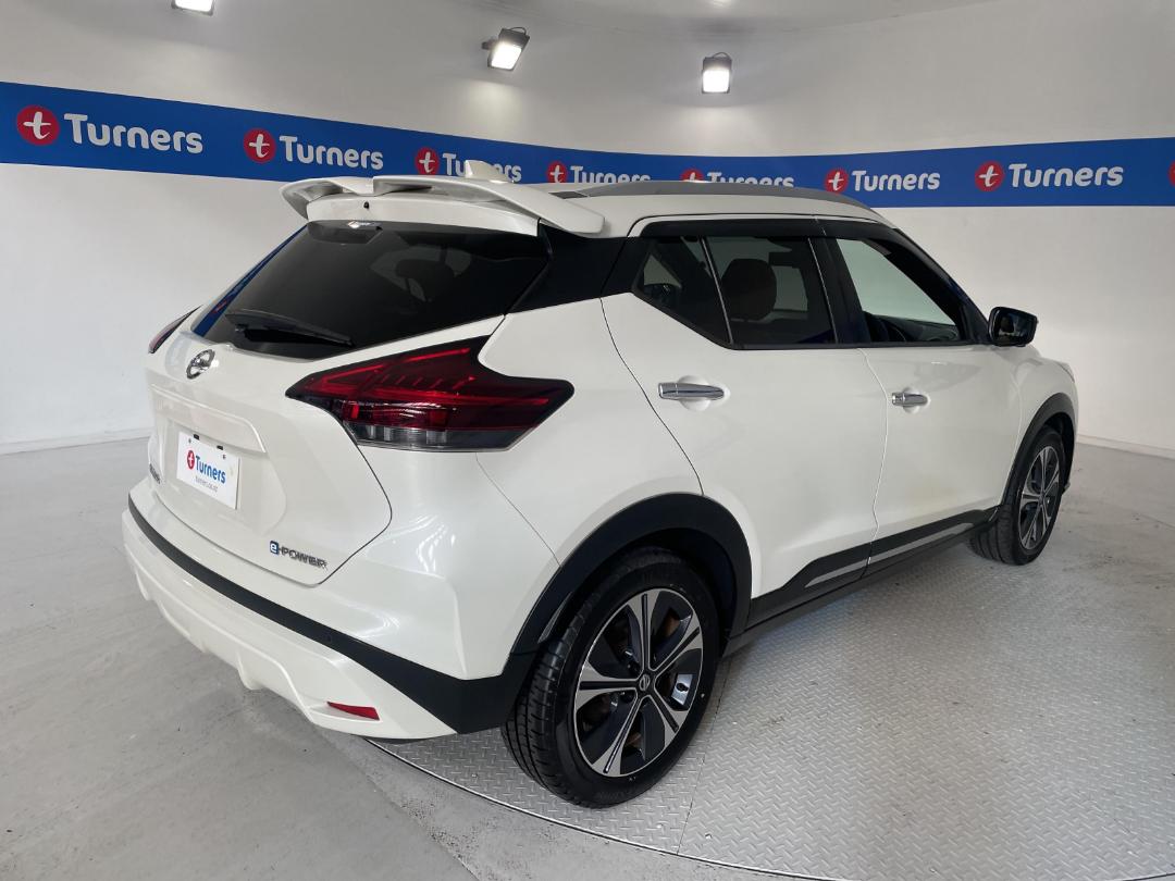 Photo '7' of Nissan Kicks Photo '7' of Nissan Kicks