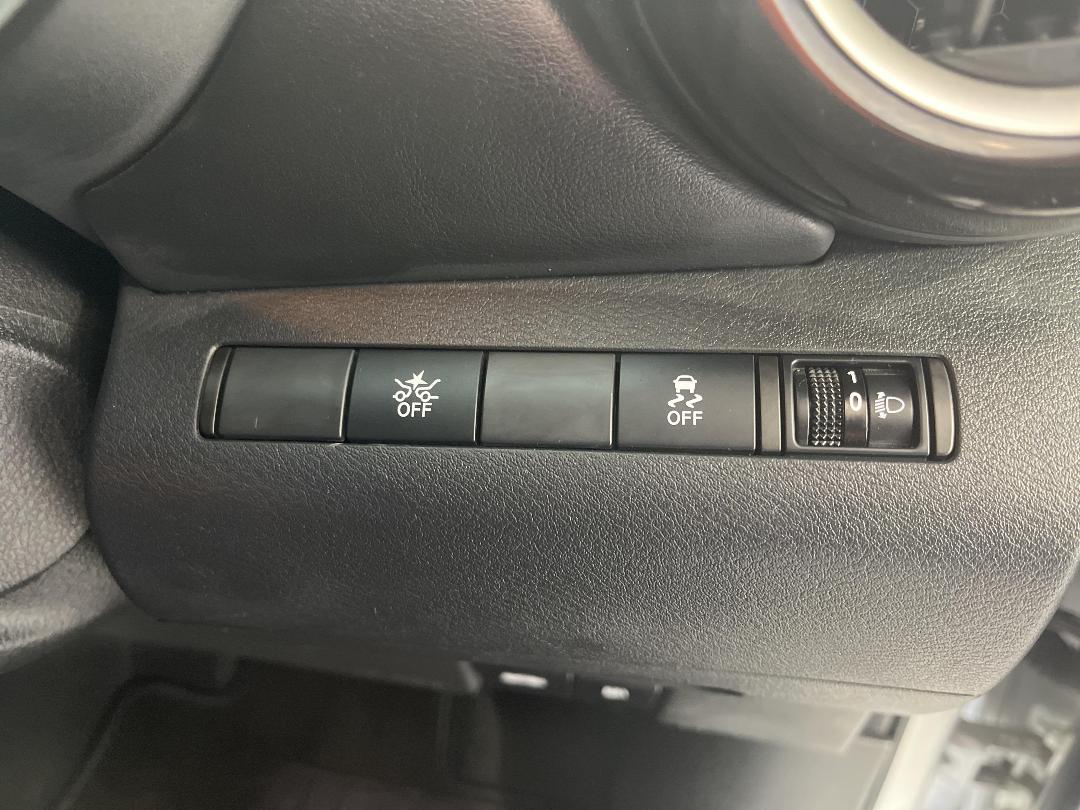 Photo '24' of Nissan Kicks Photo '24' of Nissan Kicks