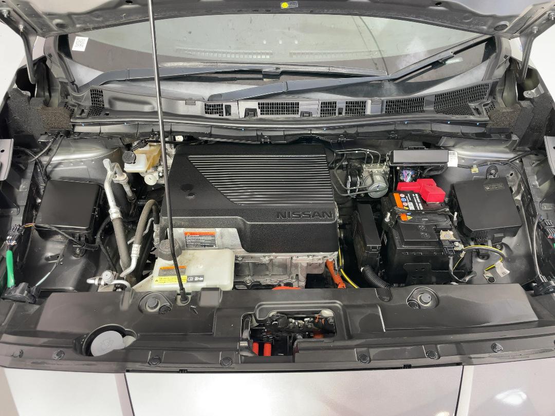 Photo '13' of Nissan Leaf