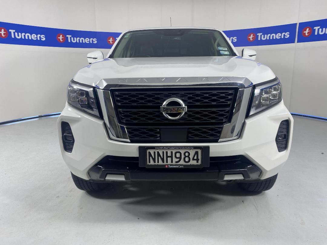 Photo '2' of Nissan Navara