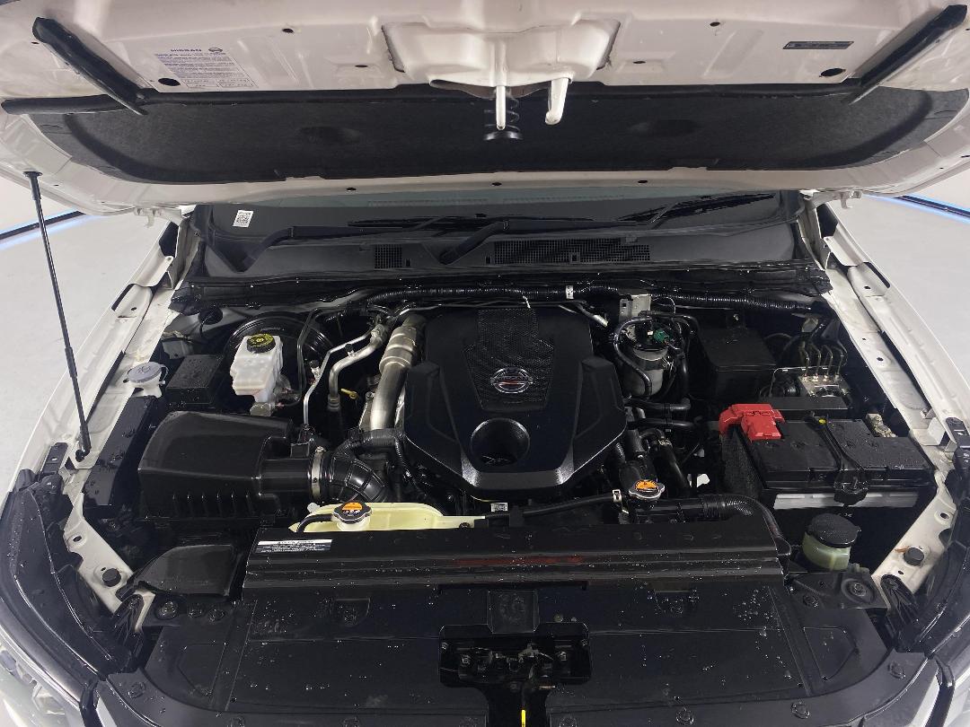 Photo '13' of Nissan Navara