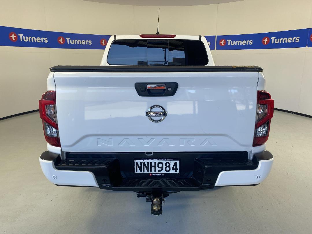 Photo '6' of Nissan Navara