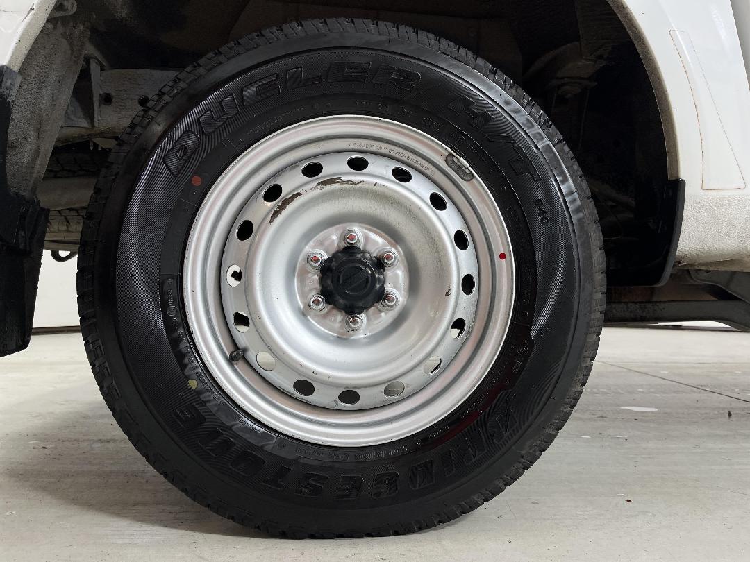 Photo '12' of Nissan Navara Photo '12' of Nissan Navara