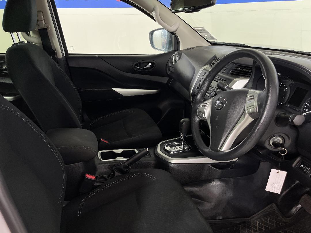 Photo '16' of Nissan Navara Photo '16' of Nissan Navara