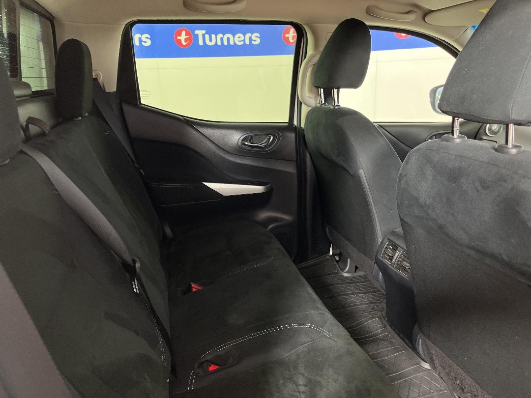 Photo '20' of Nissan Navara Photo '20' of Nissan Navara