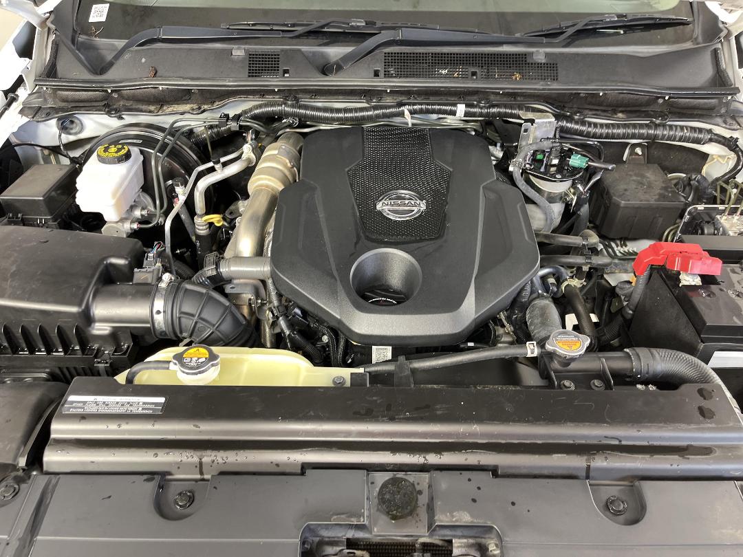 Photo '13' of Nissan Navara