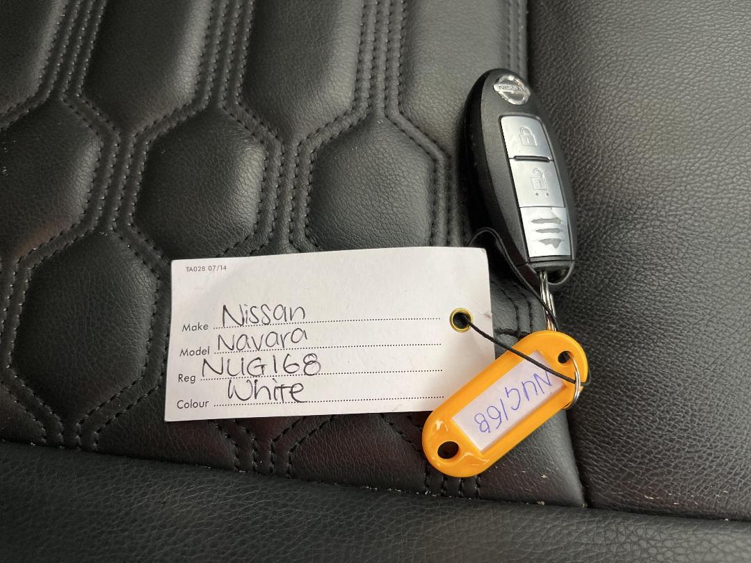 Photo '22' of Nissan Navara