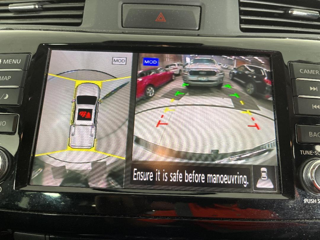 Photo '28' of Nissan Navara