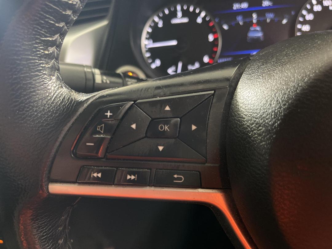 Photo '27' of Nissan Navara