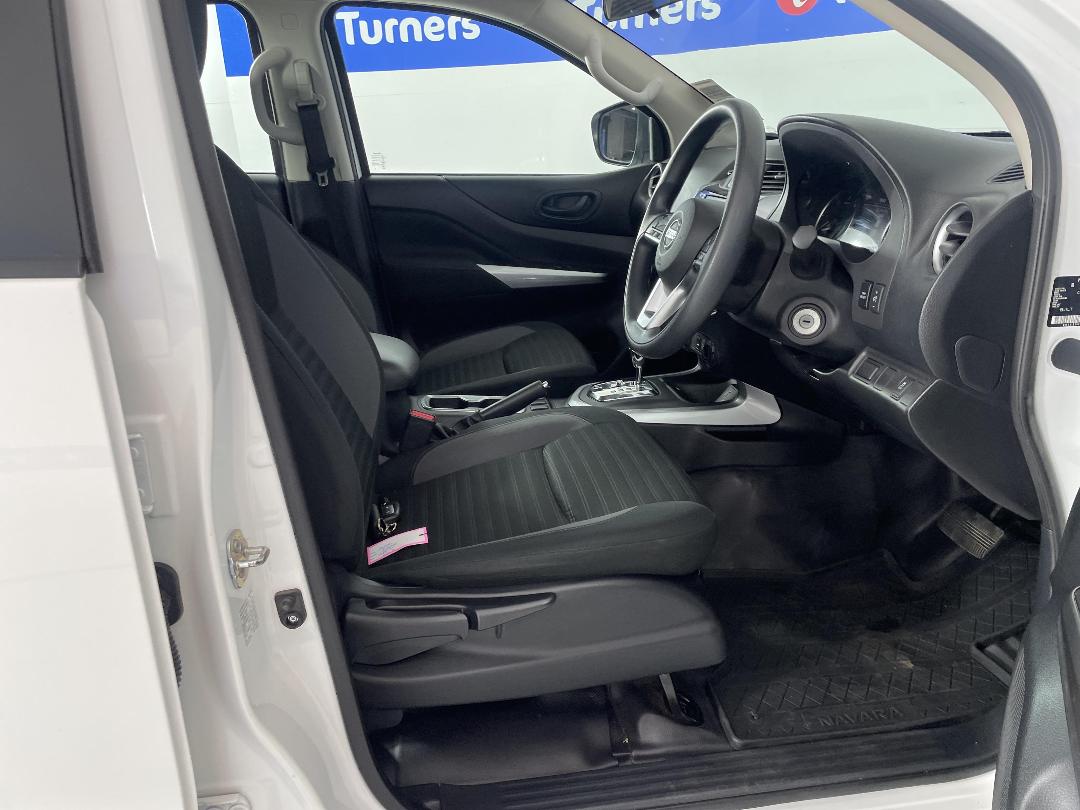 Photo '16' of Nissan Navara Photo '16' of Nissan Navara