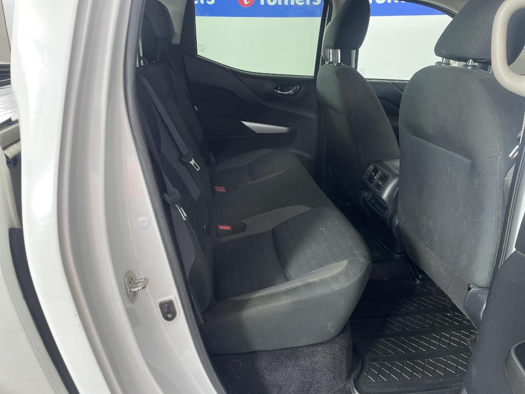 Photo '20' of Nissan Navara