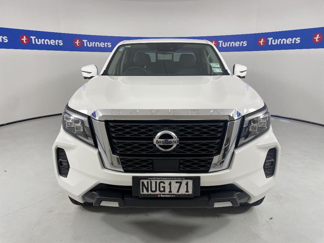 Photo '2' of Nissan Navara