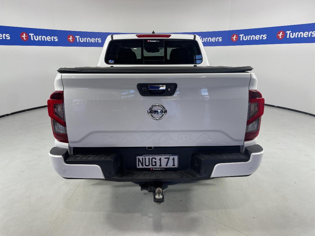 Photo '6' of Nissan Navara