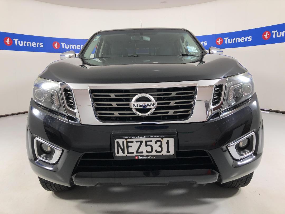 Photo '2' of Nissan Navara