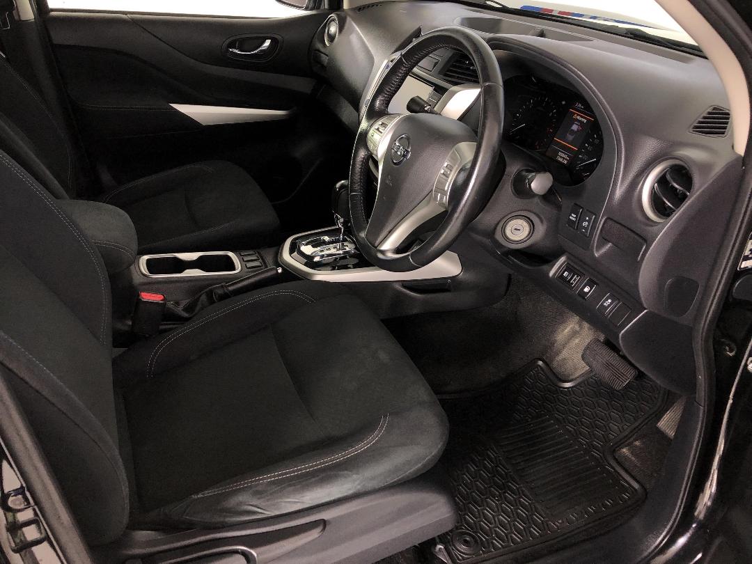 Photo '16' of Nissan Navara