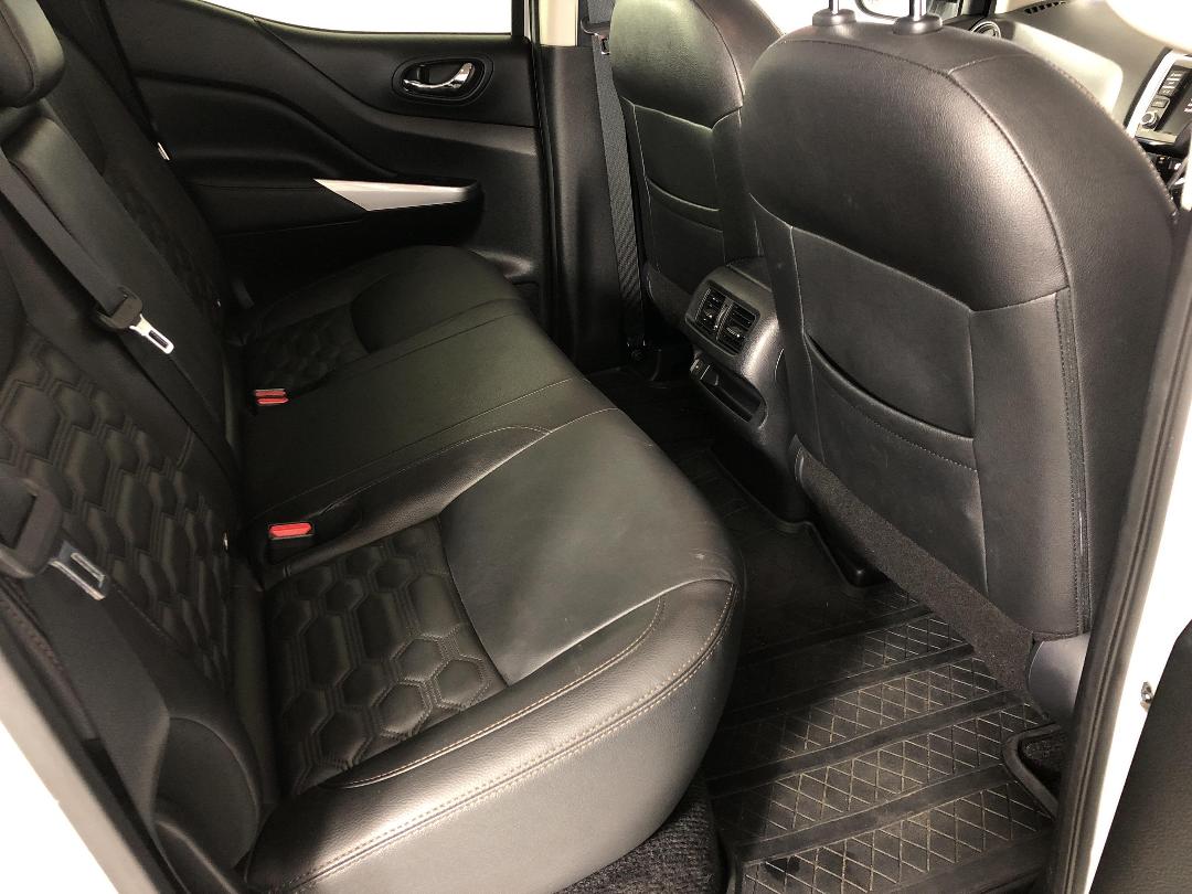 Photo '20' of Nissan Navara