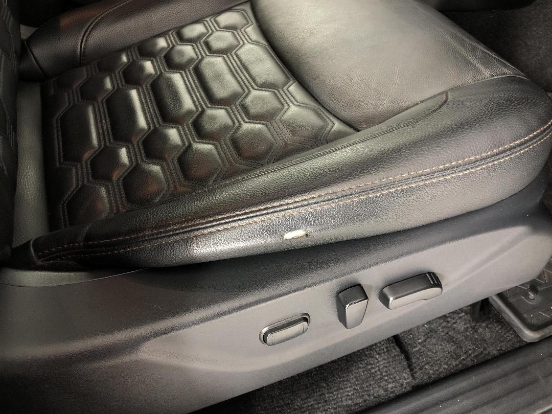 Photo '23' of Nissan Navara