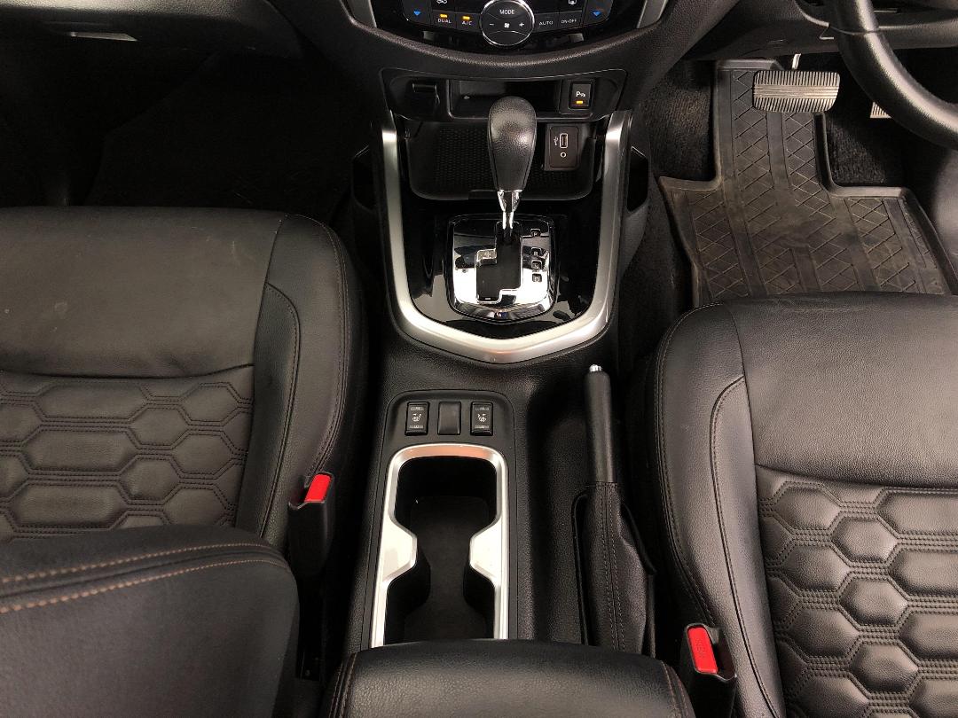 Photo '18' of Nissan Navara