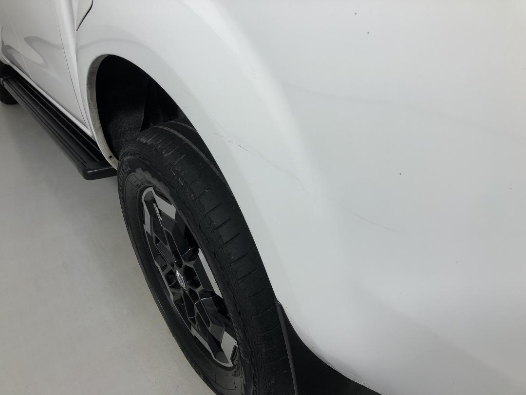 Photo '27' of Nissan Navara