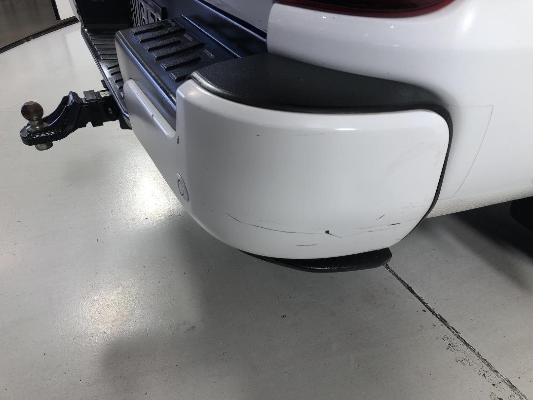 Photo '28' of Nissan Navara