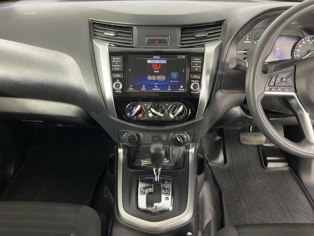 Photo '18' of Nissan Navara