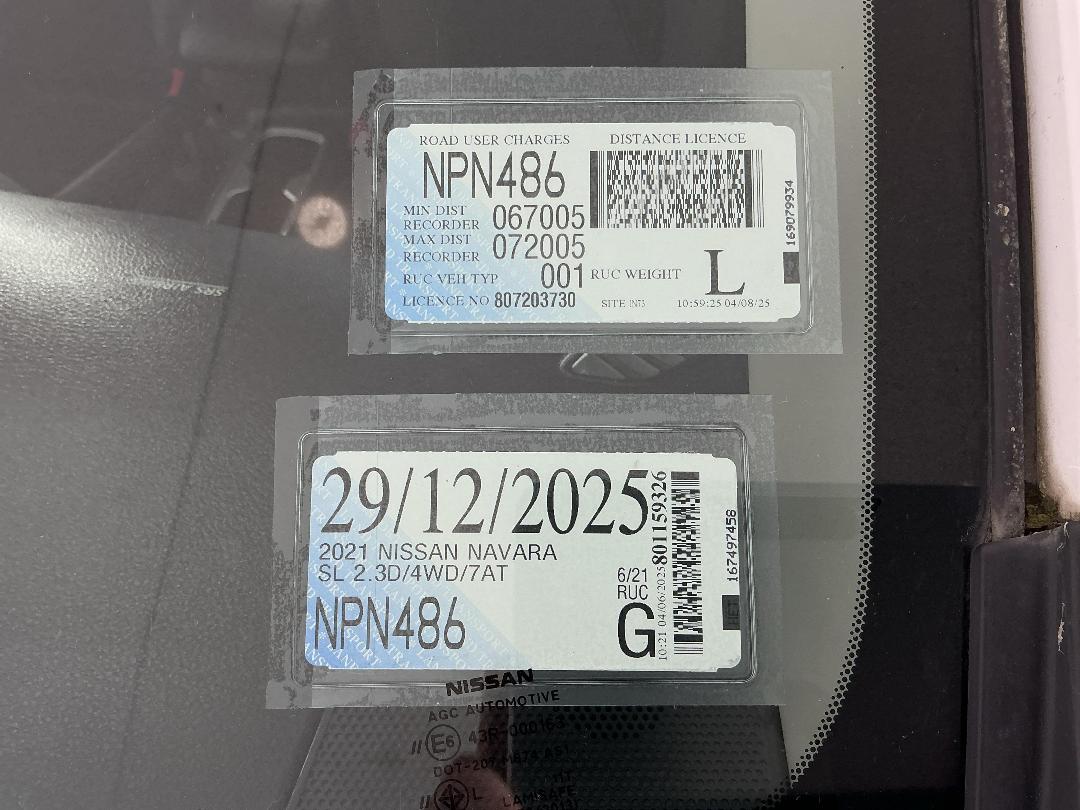 Photo '28' of Nissan Navara