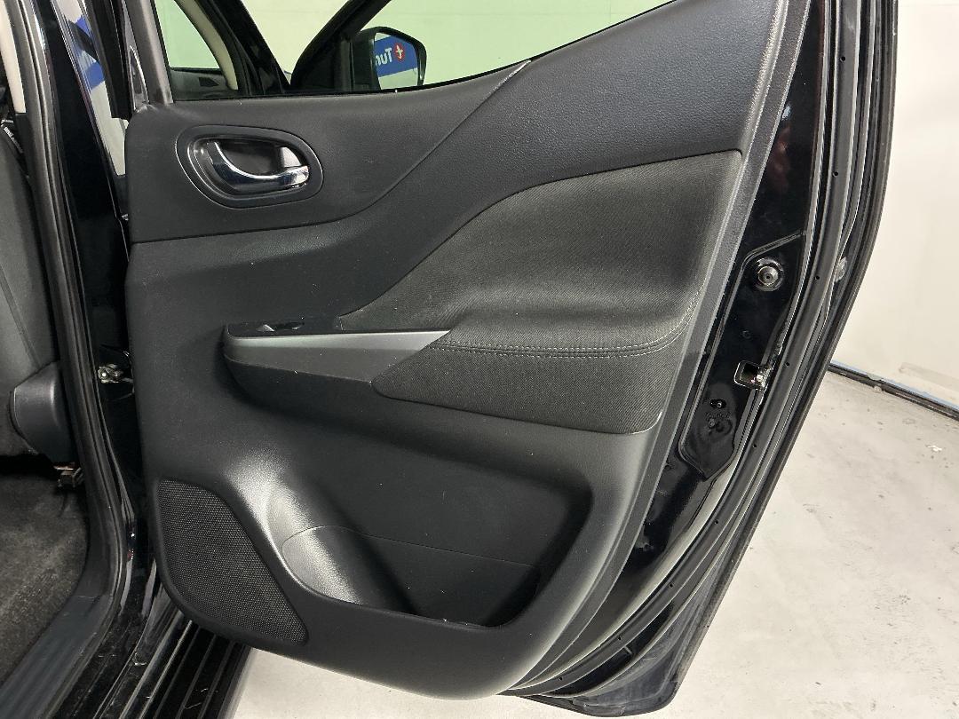 Photo '19' of Nissan Navara Photo '19' of Nissan Navara