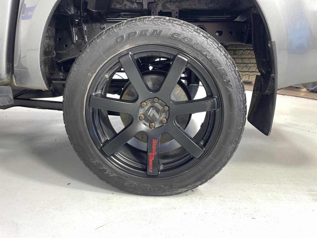 Photo '11' of Nissan Navara