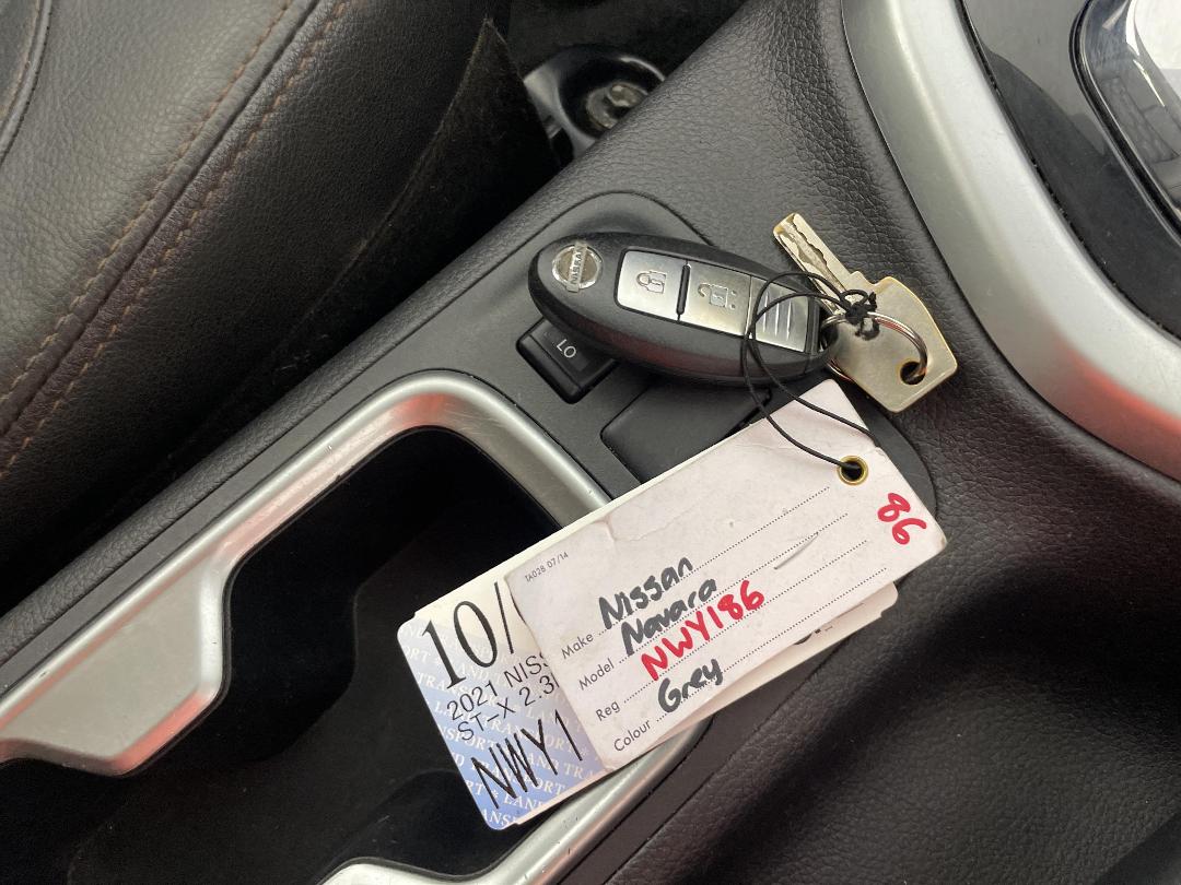 Photo '22' of Nissan Navara