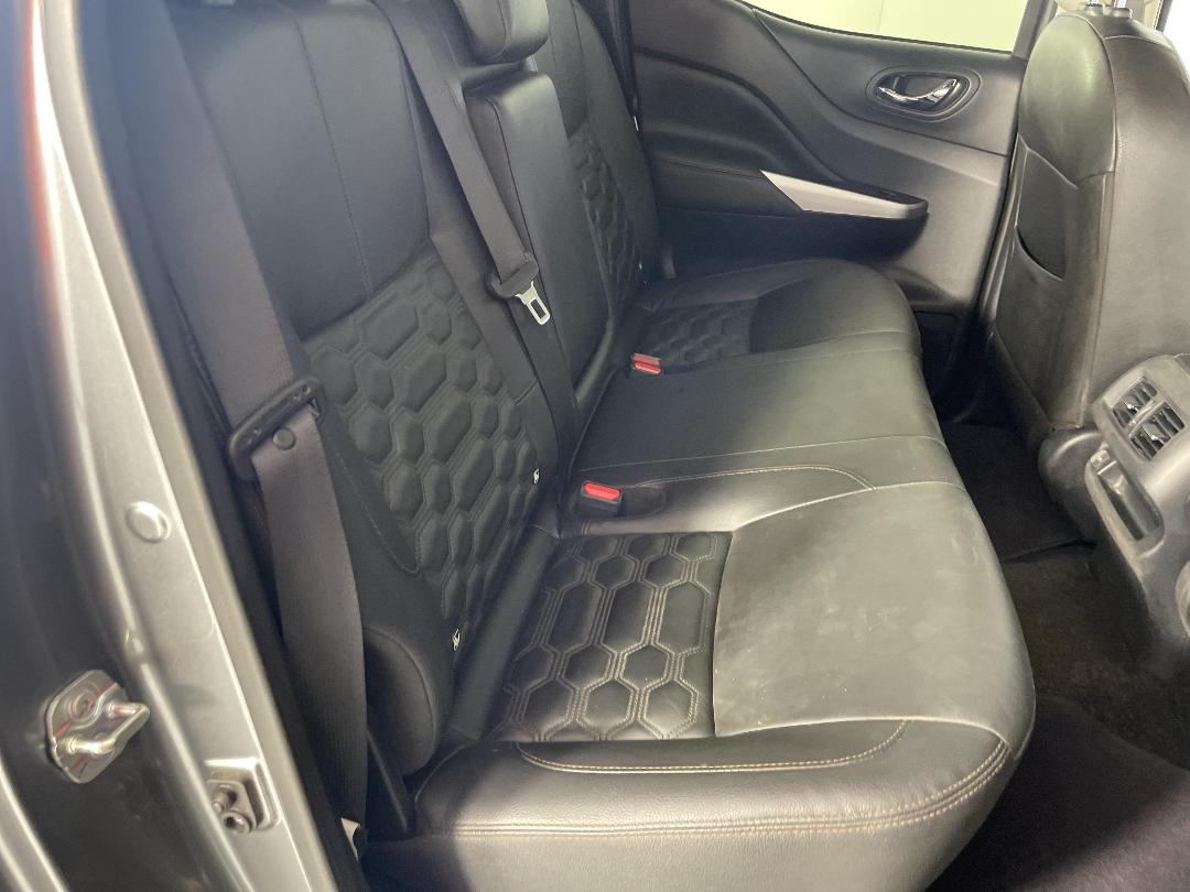 Photo '20' of Nissan Navara