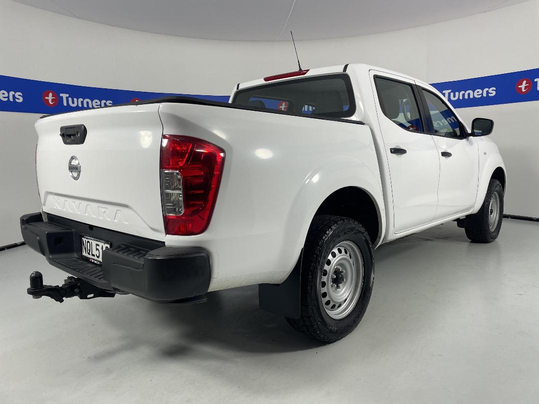 Photo '7' of Nissan Navara