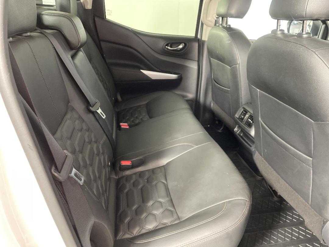 Photo '20' of Nissan Navara