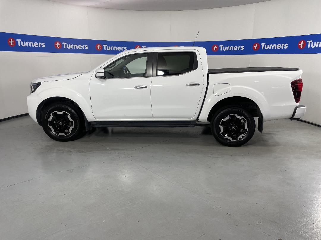 Photo '24' of Nissan Navara