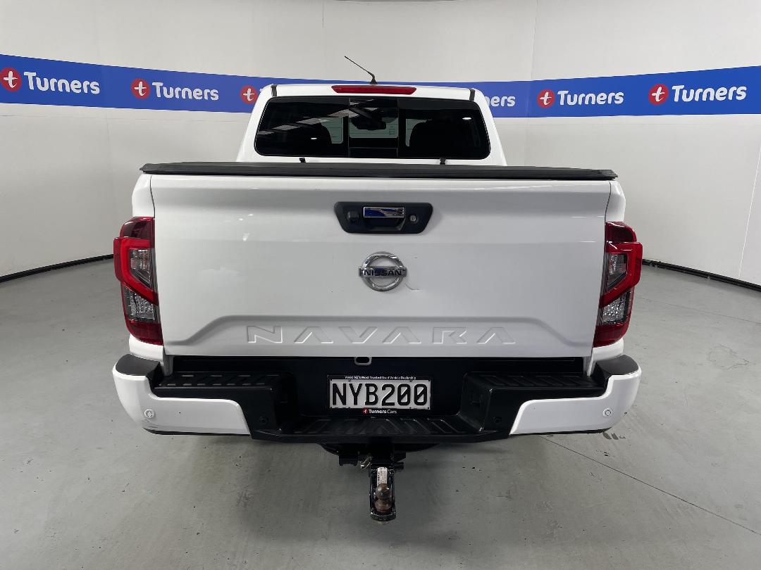 Photo '6' of Nissan Navara