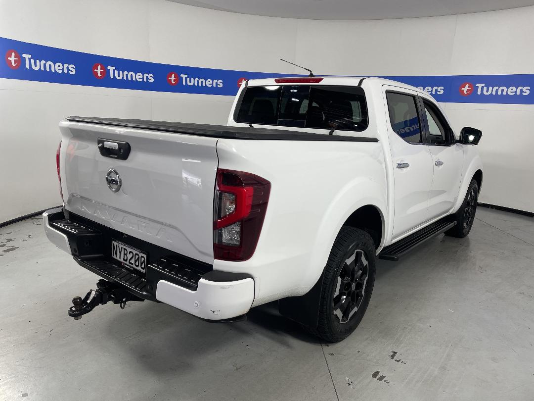 Photo '7' of Nissan Navara