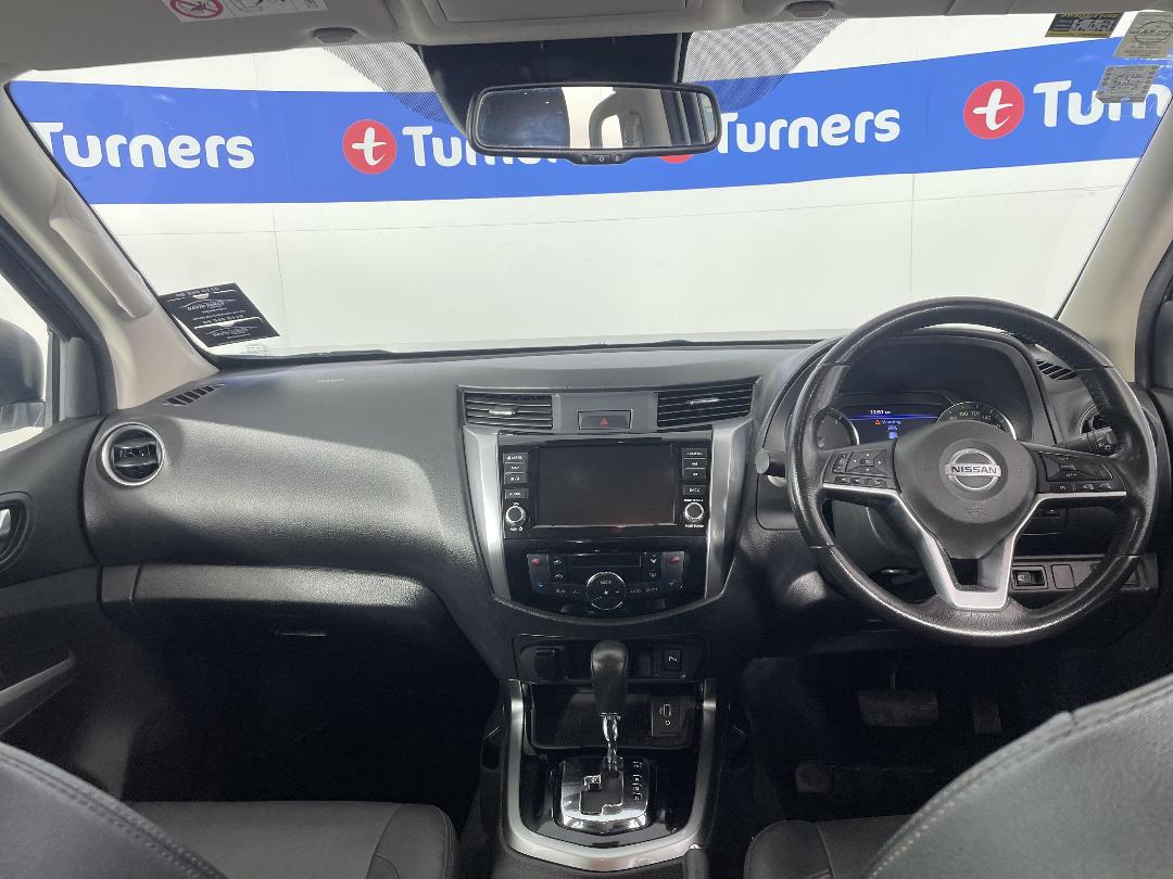 Photo '17' of Nissan Navara