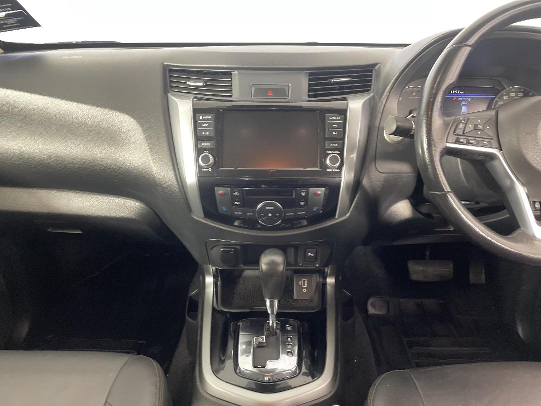 Photo '18' of Nissan Navara