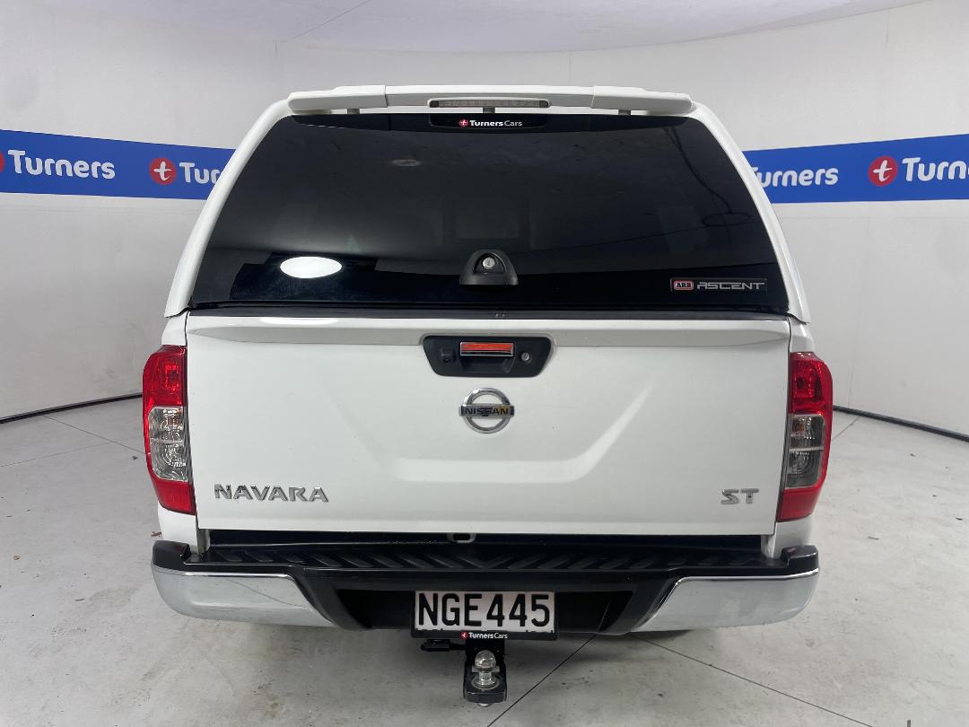 Photo '6' of Nissan Navara
