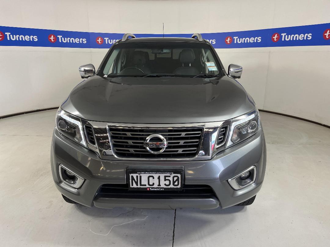 Photo '2' of Nissan Navara