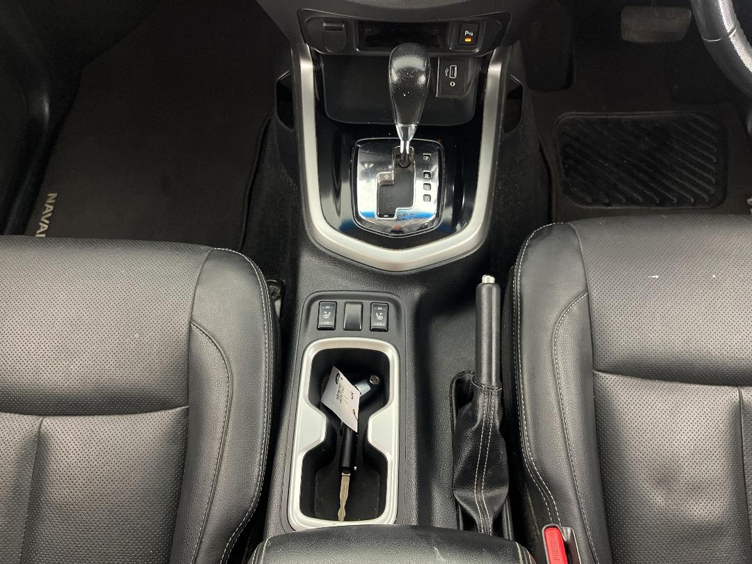 Photo '23' of Nissan Navara