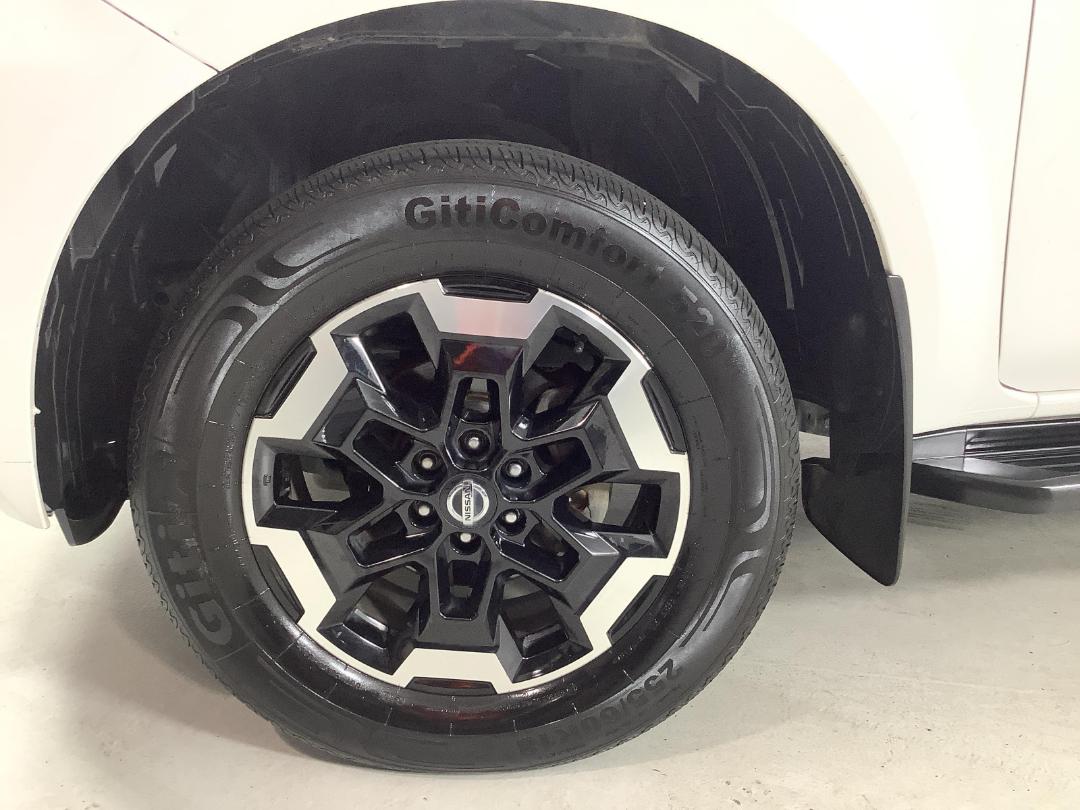 Photo '10' of Nissan Navara Photo '10' of Nissan Navara