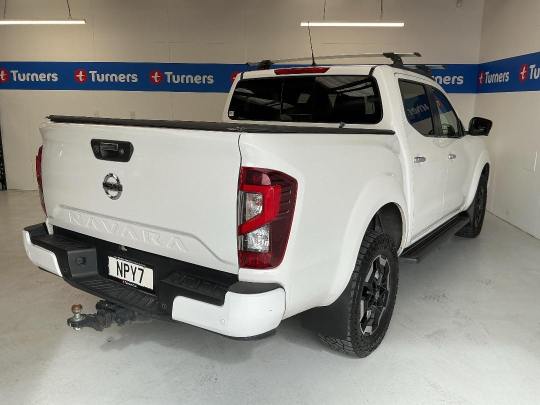 Photo '7' of Nissan Navara