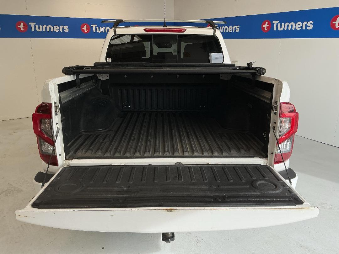 Photo '14' of Nissan Navara