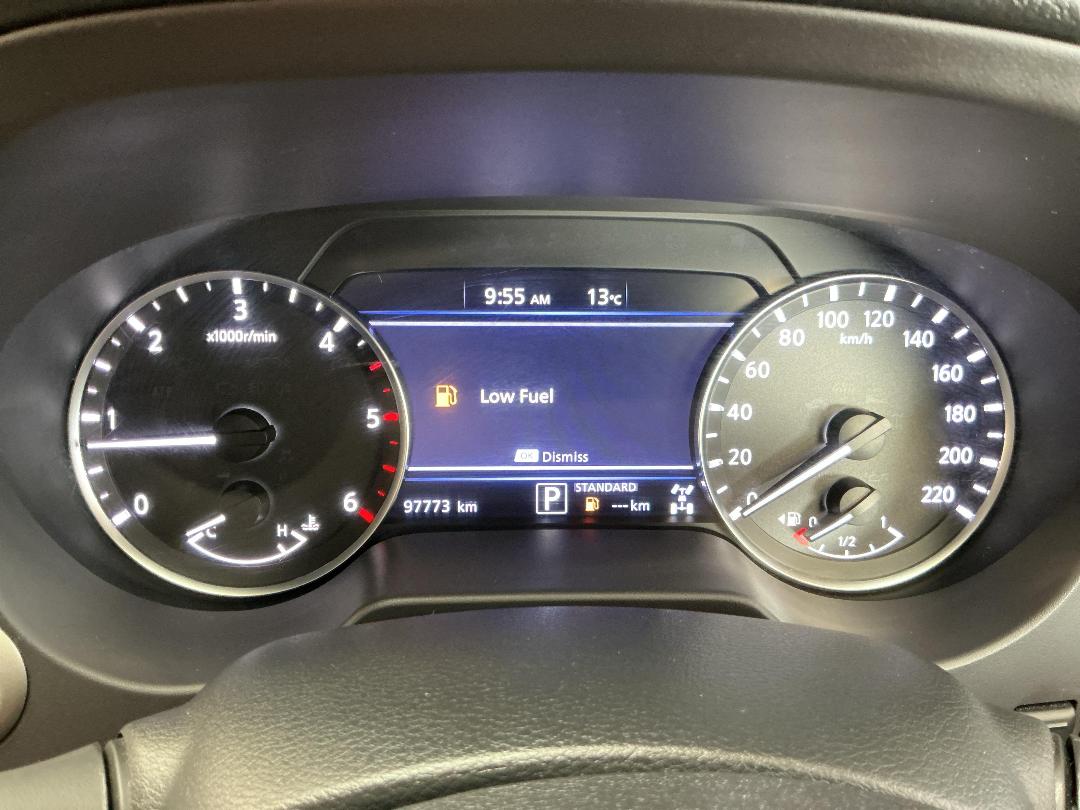 Photo '21' of Nissan Navara