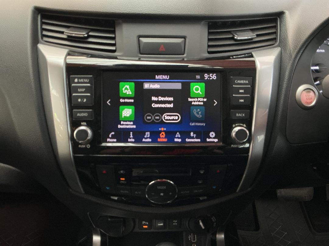 Photo '18' of Nissan Navara