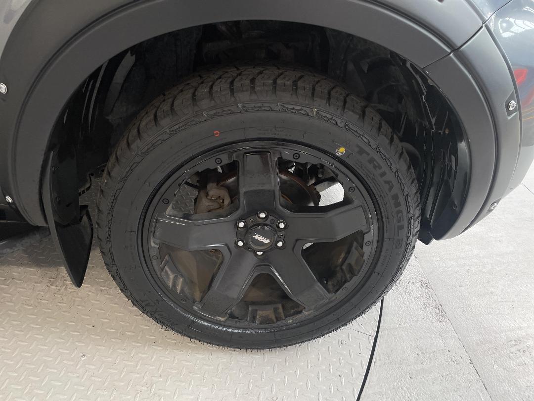 Photo '9' of Nissan Navara