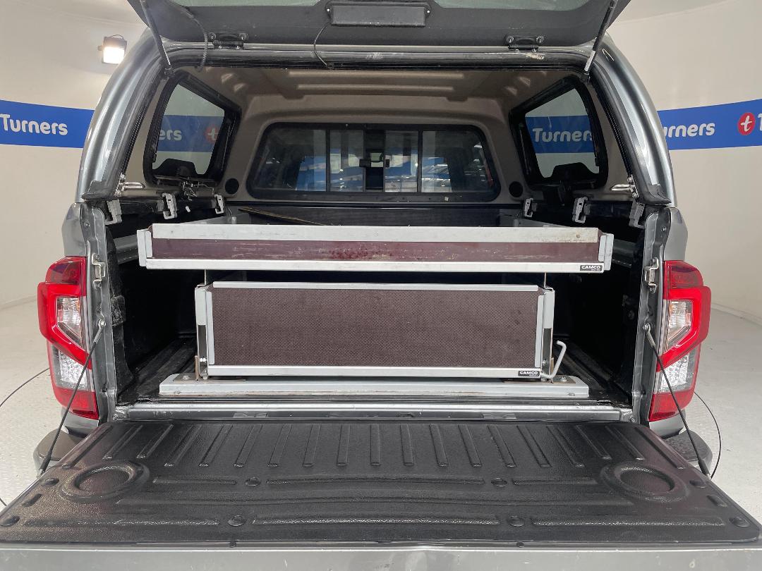 Photo '14' of Nissan Navara